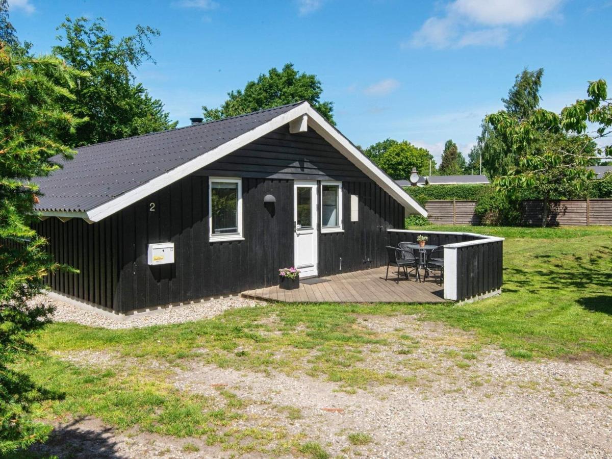 5 Person Holiday Home In B Rkop Egeskov  Kültér fotó