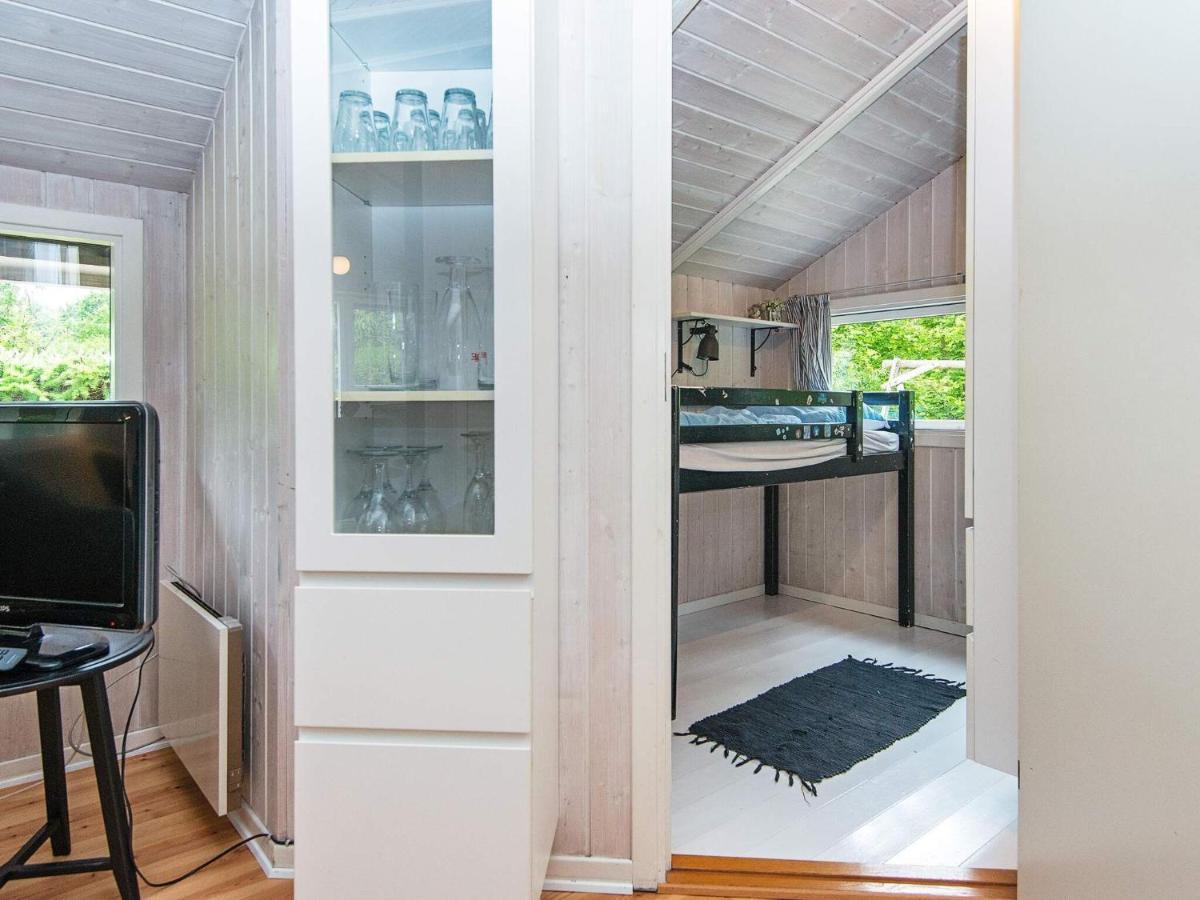 5 Person Holiday Home In B Rkop Egeskov  Kültér fotó