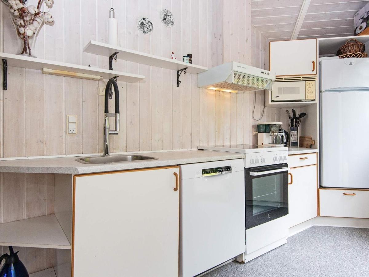 5 Person Holiday Home In B Rkop Egeskov  Kültér fotó