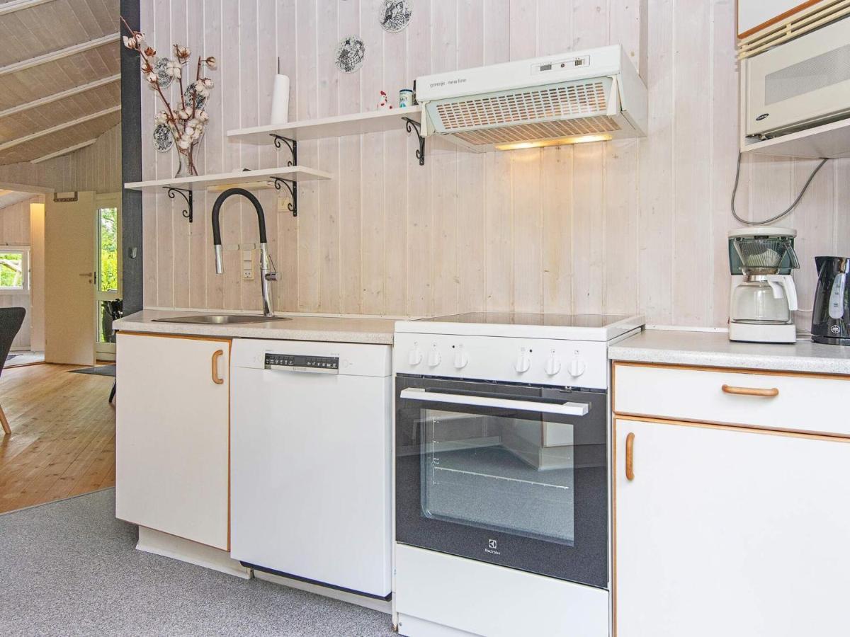 5 Person Holiday Home In B Rkop Egeskov  Kültér fotó