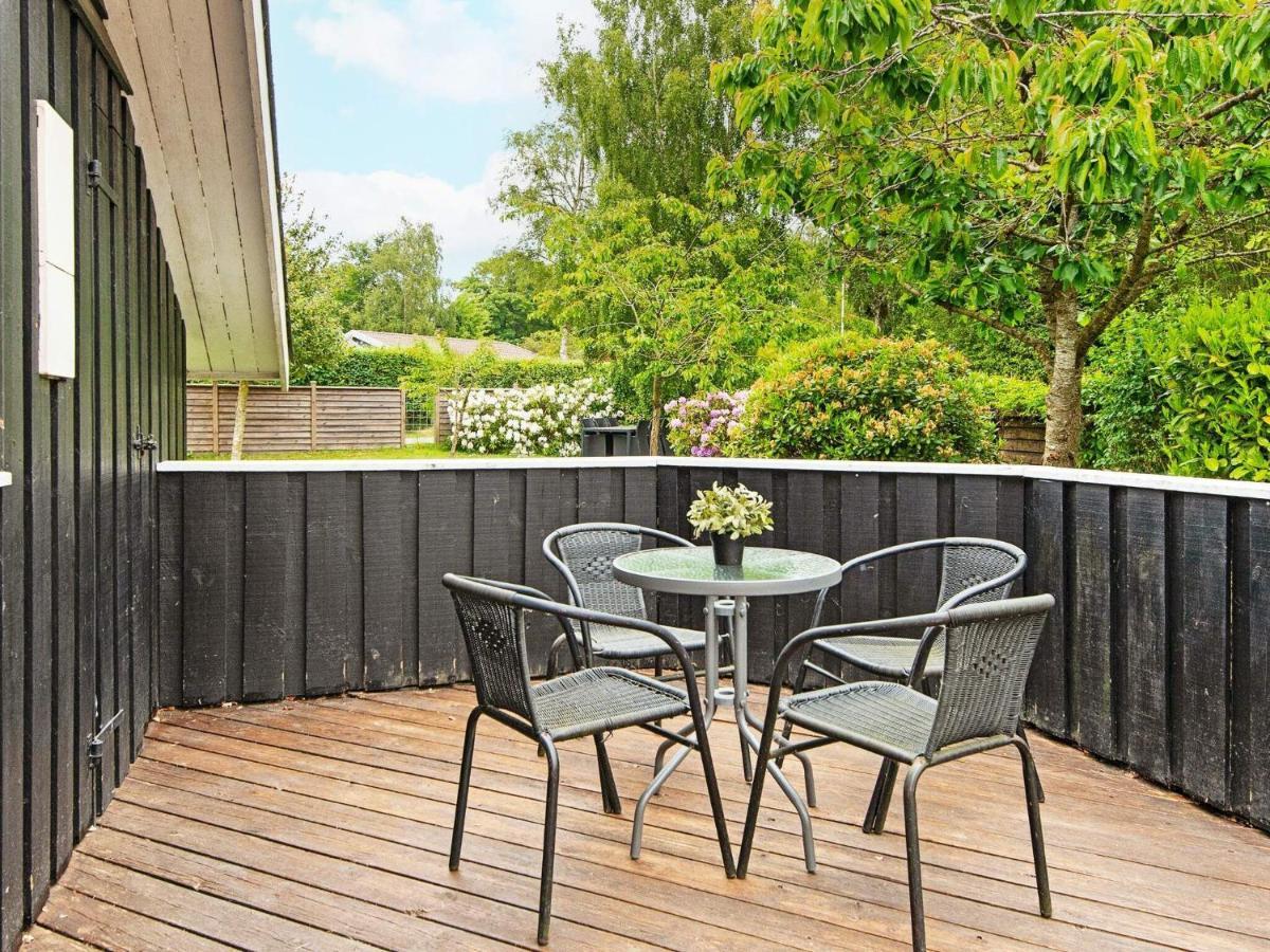 5 Person Holiday Home In B Rkop Egeskov  Kültér fotó